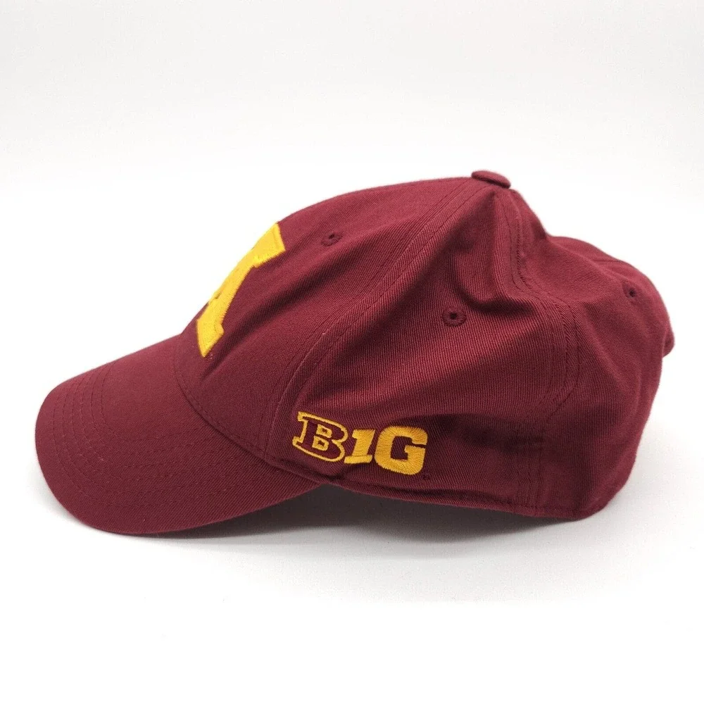 Minnesota Golden Gophers Strapback Hat Ball Cap Adjustable BIG NCAA‎ College Red